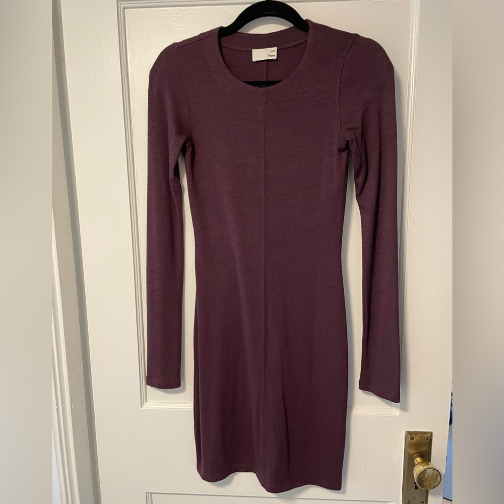 Aritzia Wilfred Free Long Sleeve Purple Midi Knit Dress, Size Small